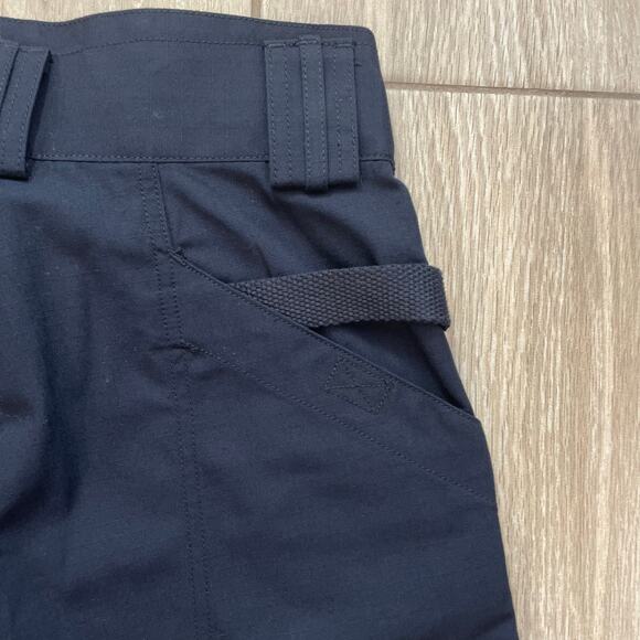 5.11 Tactical Women Cargo Pants Size 4R Navy Black Utility Workwear 30.5” Inseam - Picture 8 of 9